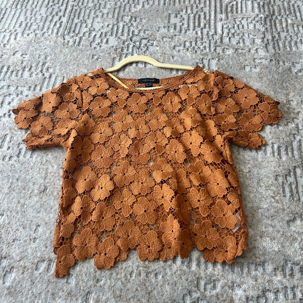 Atmosphere Burnt Orange / brown Lace Blouse size 6/8